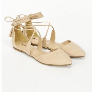 NWB JustFab Missty Nude Lace Tassel Ballet Flats